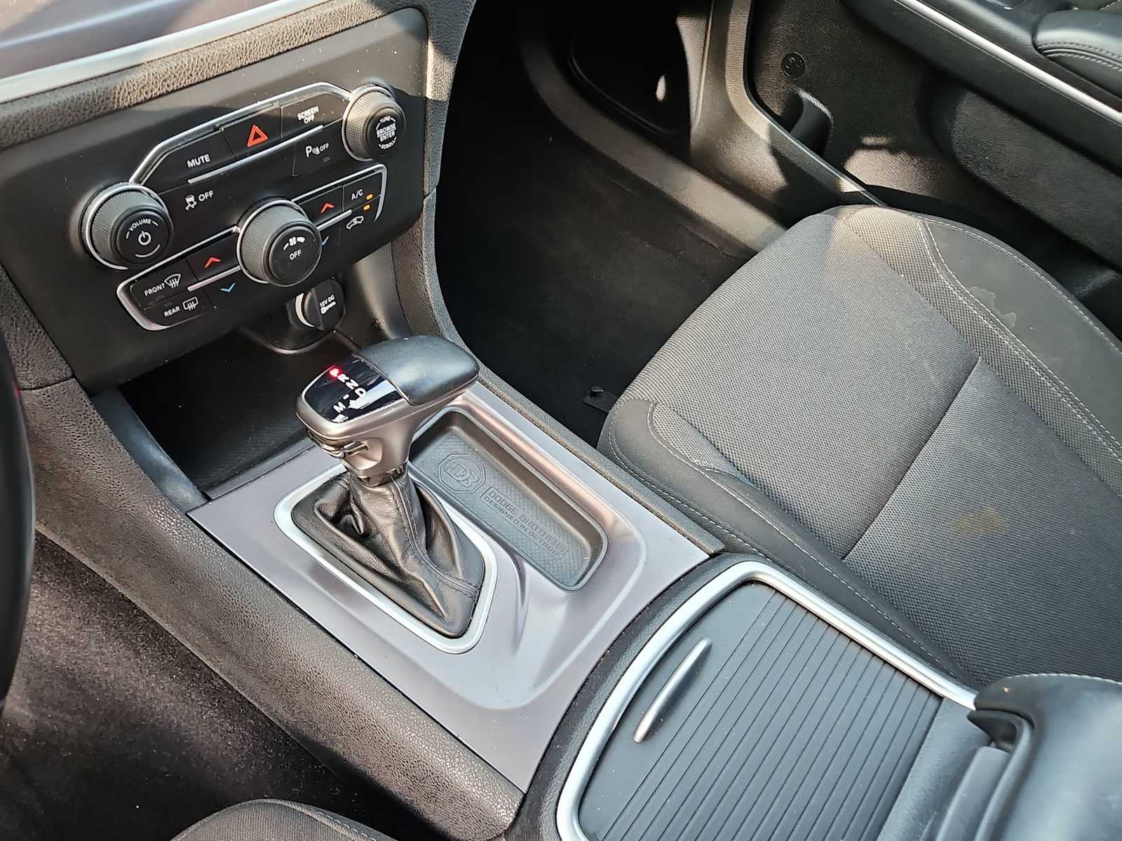 Thumbnail: 2020 Dodge Charger - 20