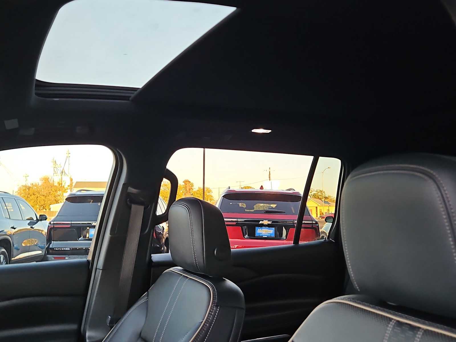 Thumbnail: 2025 Chevrolet Traverse - 18