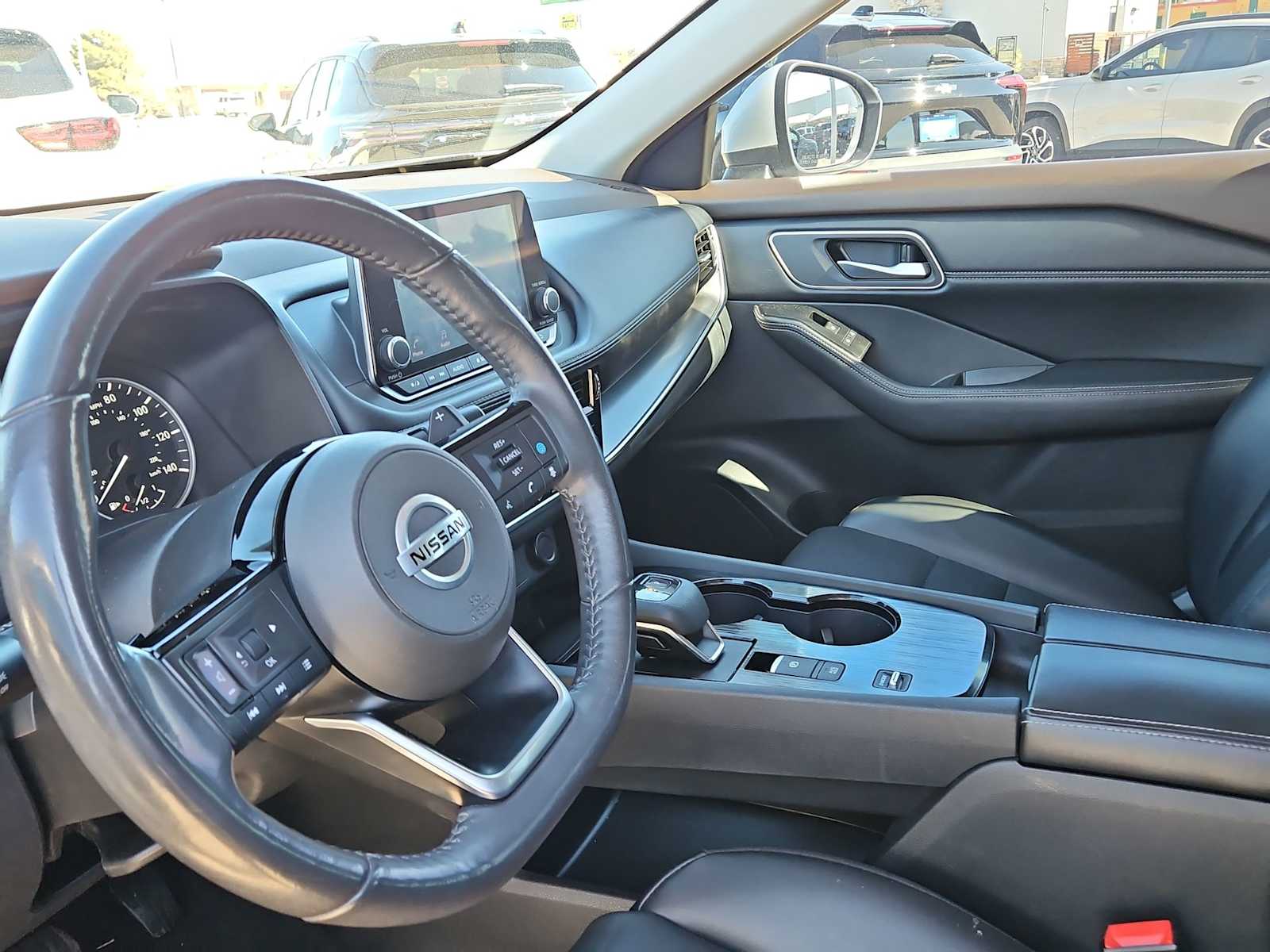 Thumbnail: 2021 Nissan Rogue - 10