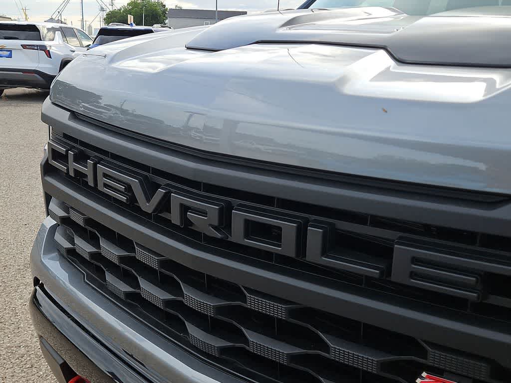 Thumbnail: 2026 Chevrolet Silverado 1500 - 13
