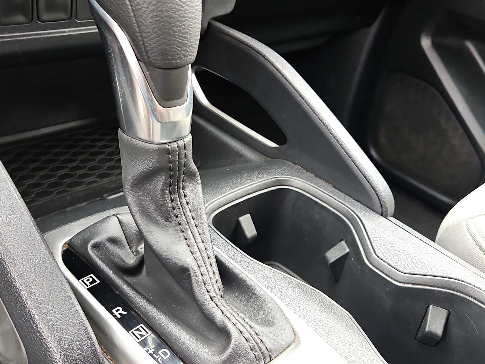 Thumbnail: 2022 Nissan Frontier - 21