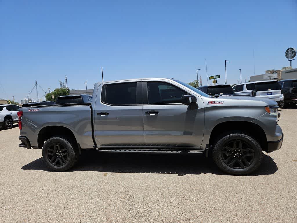 Thumbnail: 2026 Chevrolet Silverado 1500 - 9