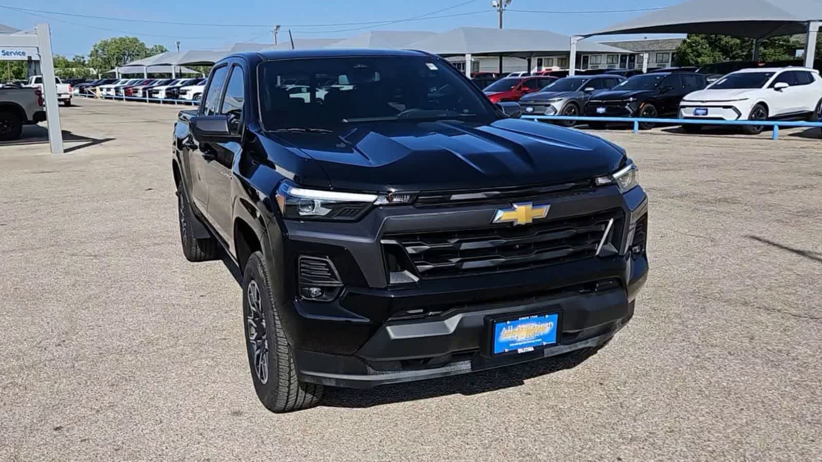 Thumbnail: 2024 Chevrolet Colorado - 2