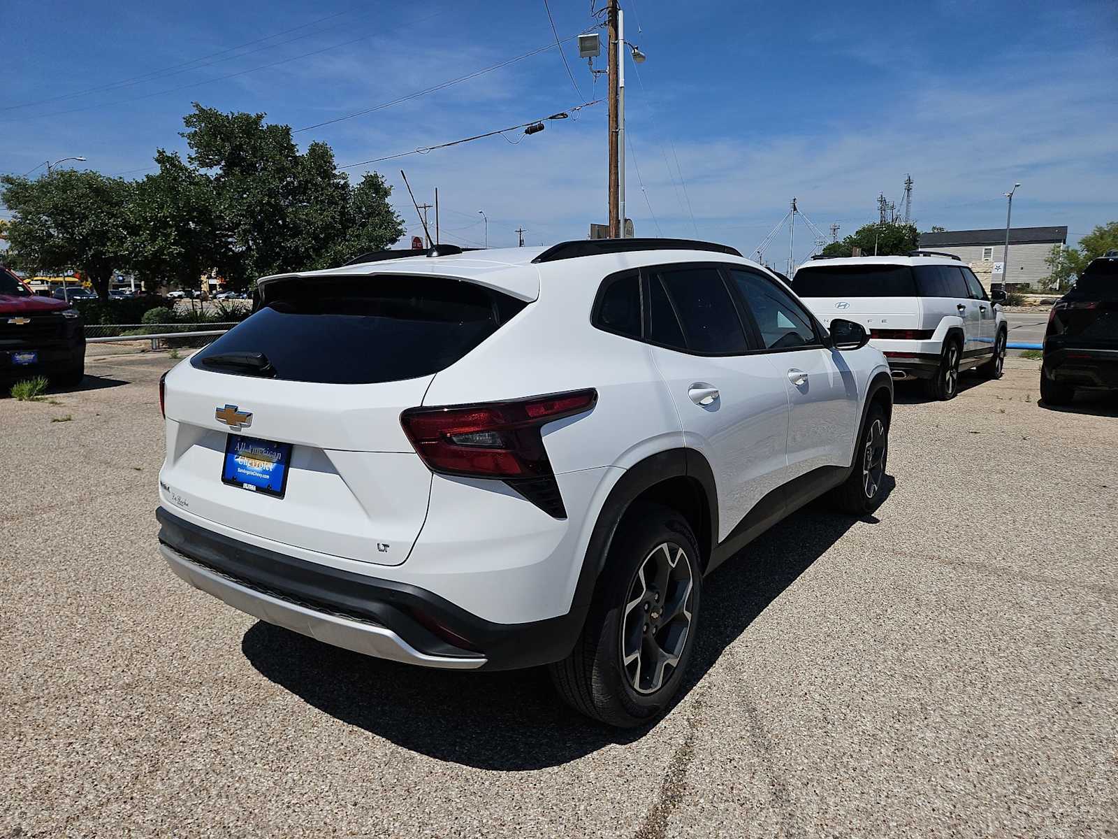 Thumbnail: 2026 Chevrolet Trax - 8