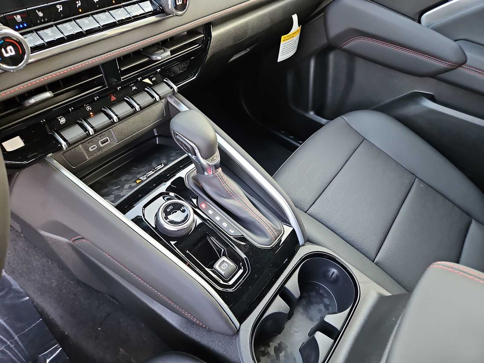 Thumbnail: 2026 Chevrolet Colorado - 24