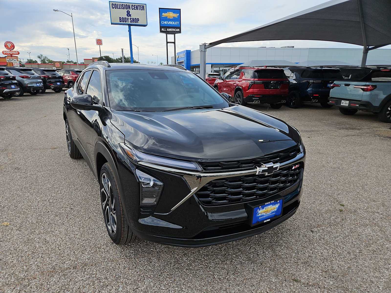 Thumbnail: 2026 Chevrolet Trax - 2
