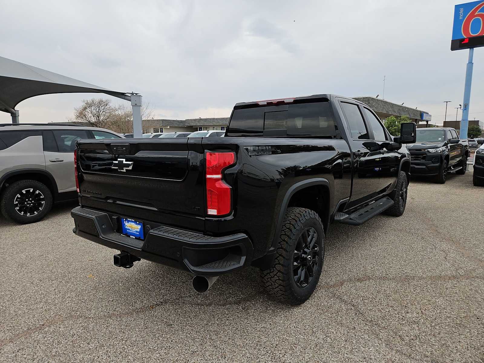 Thumbnail: 2026 Chevrolet Silverado 2500 - 8