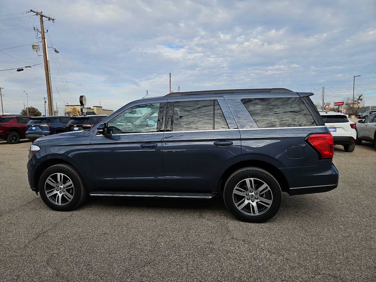 Thumbnail: 2023 Ford Expedition - 5