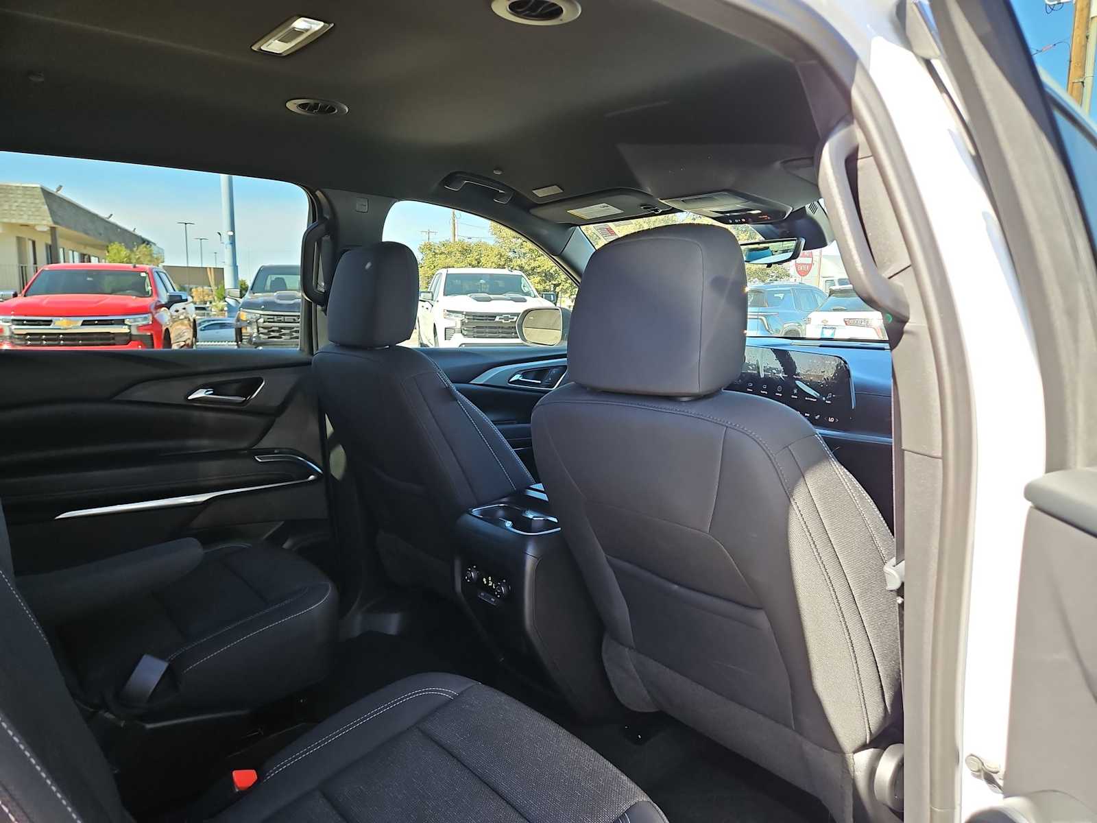 Thumbnail: 2026 Chevrolet Traverse - 17