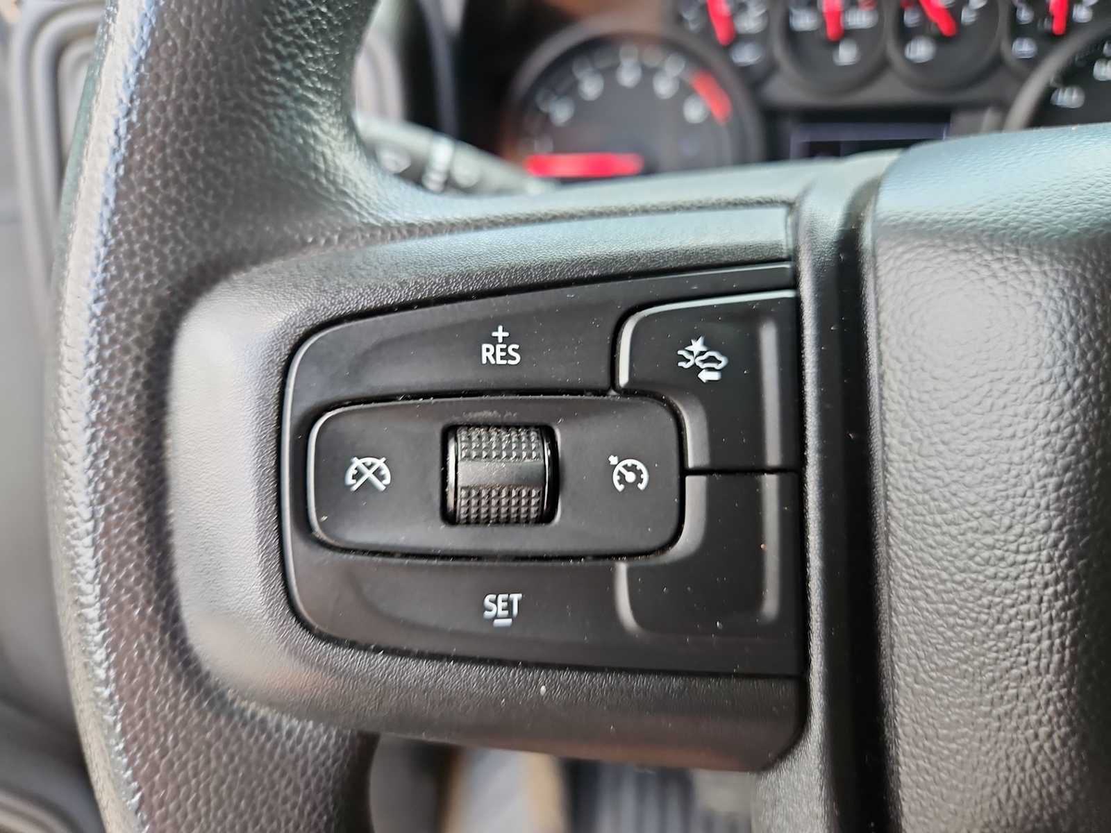 2024 GMC Sierra 2500 Pro 18