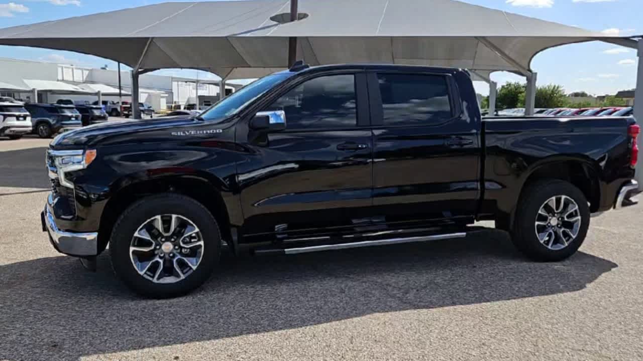 Thumbnail: 2026 Chevrolet Silverado 1500 - 4