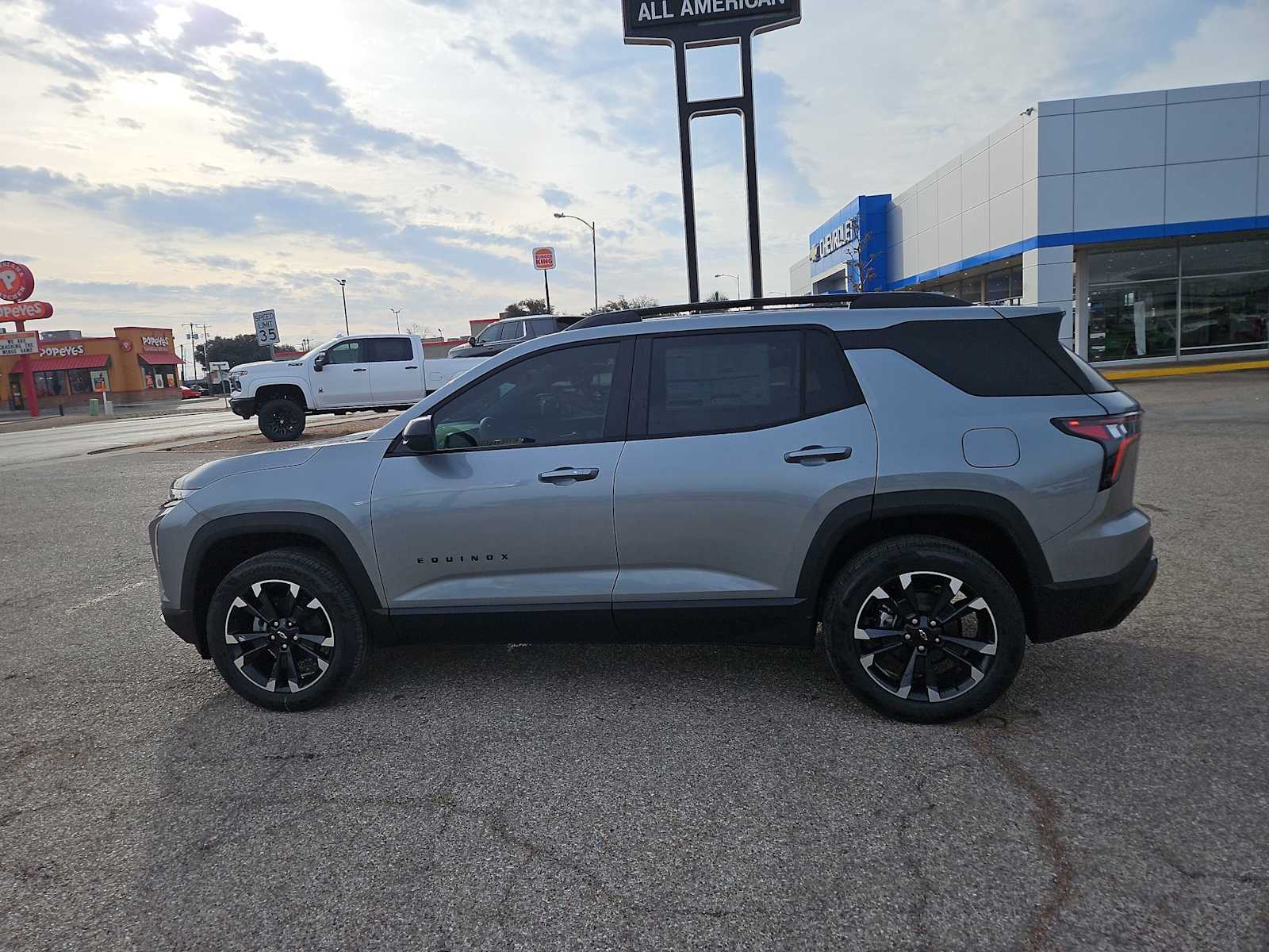 Thumbnail: 2026 Chevrolet Equinox - 5