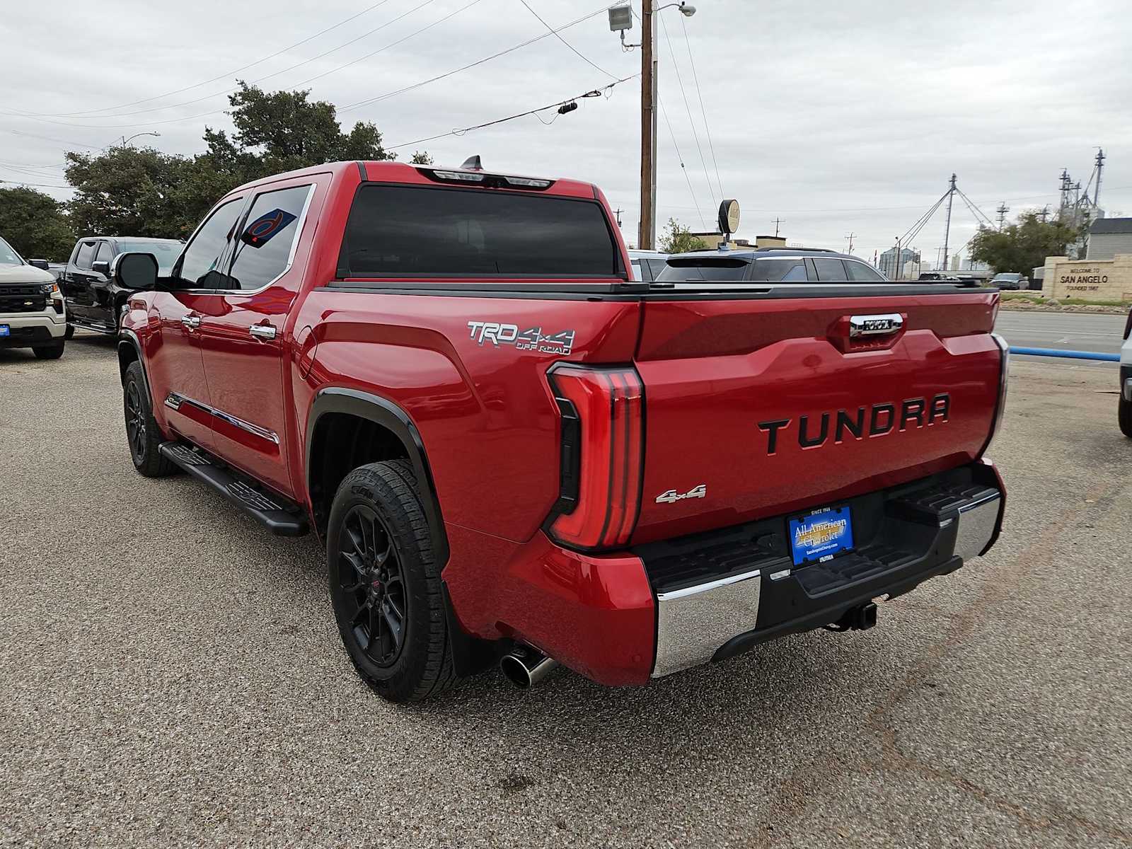 Thumbnail: 2023 Toyota Tundra - 6