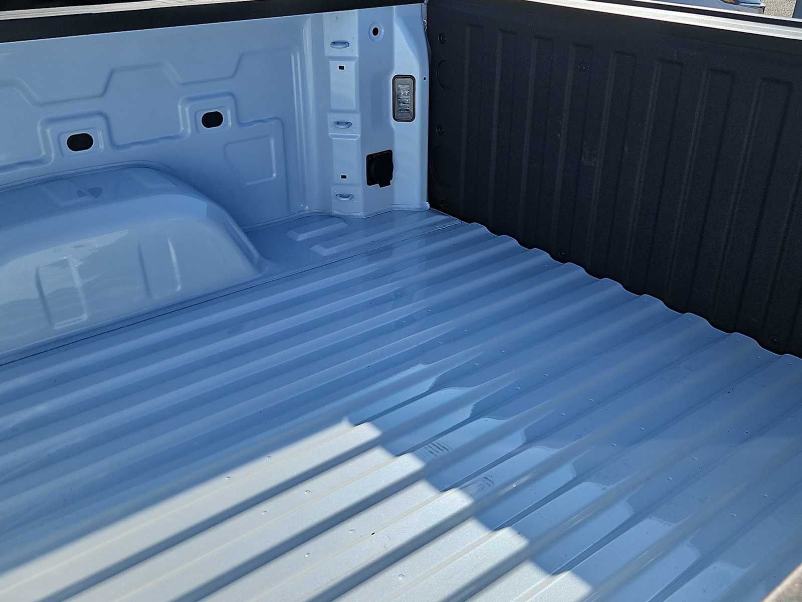 Thumbnail: 2026 Chevrolet Silverado 1500 - 23