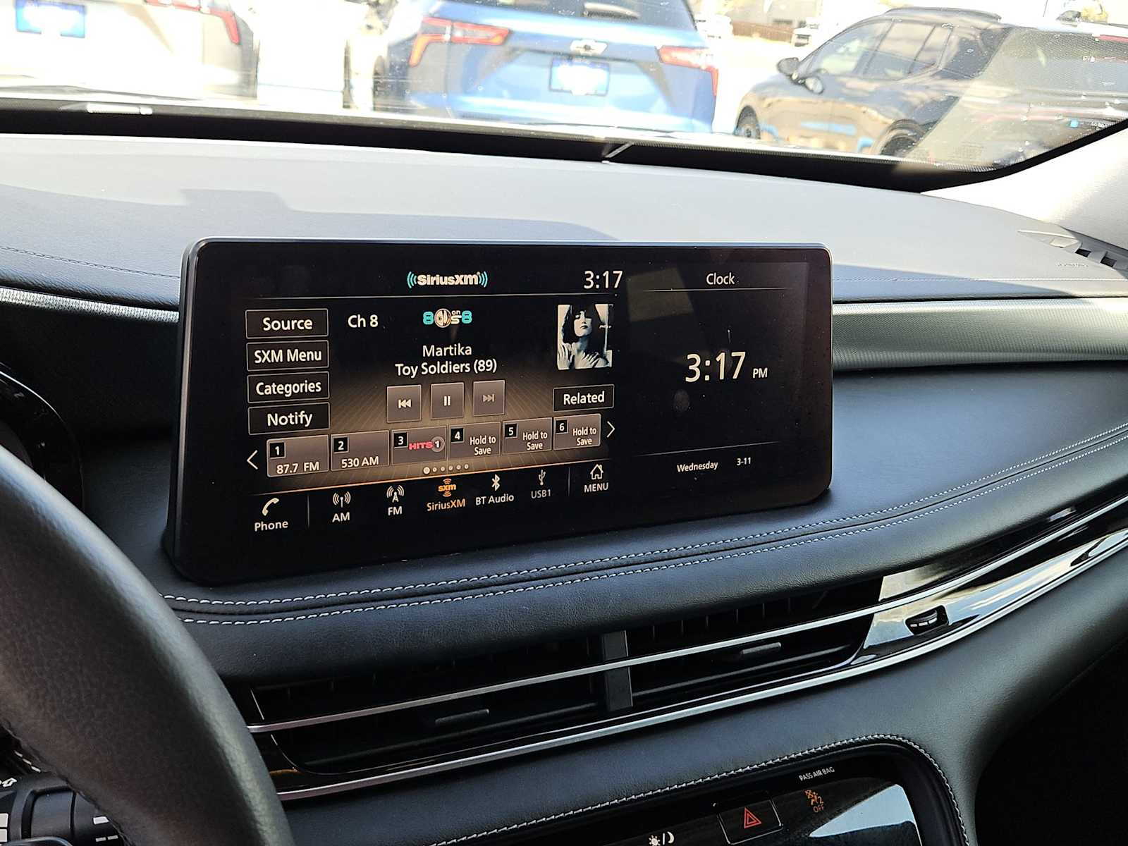 Thumbnail: 2023 INFINITI QX60 - 25