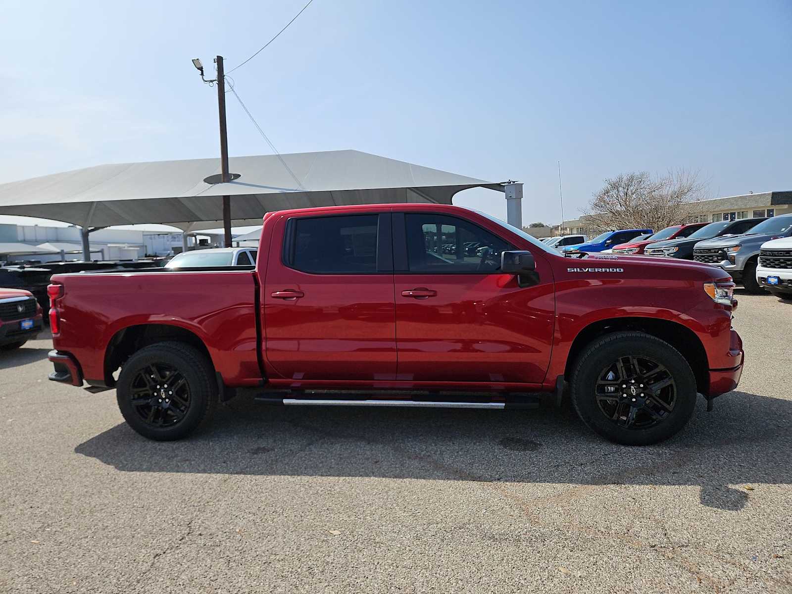 Thumbnail: 2026 Chevrolet Silverado 1500 - 9