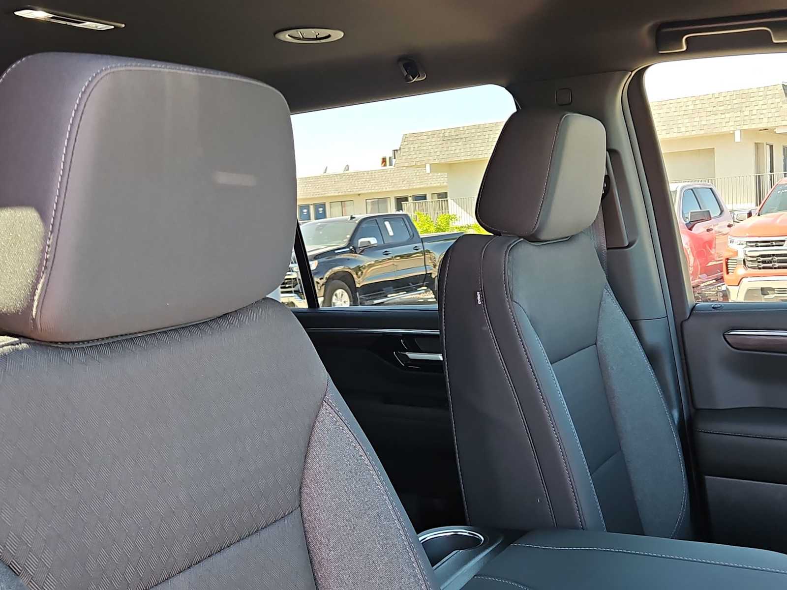 Thumbnail: 2026 Chevrolet Tahoe - 17