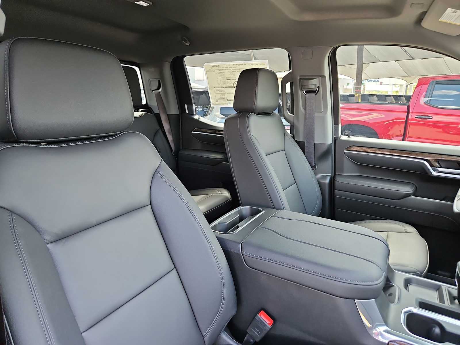 Thumbnail: 2026 Chevrolet Silverado 1500 - 17