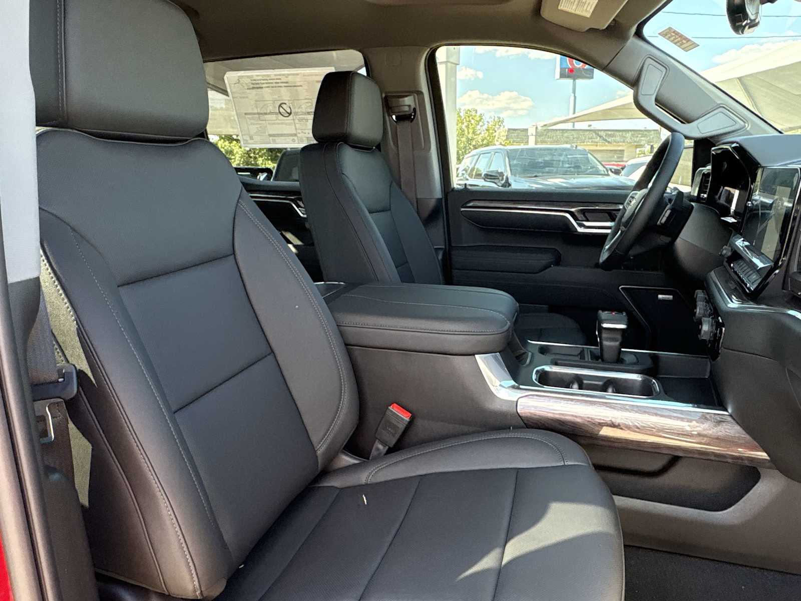 Thumbnail: 2026 Chevrolet Silverado 1500 - 18