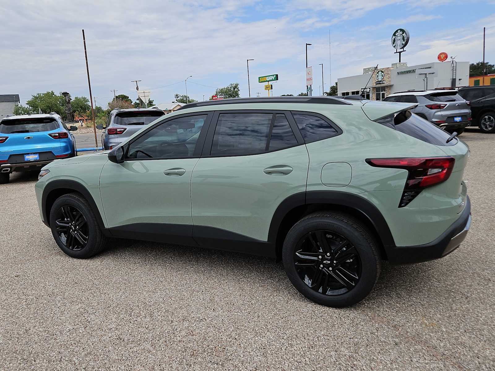 Thumbnail: 2025 Chevrolet Trax - 3