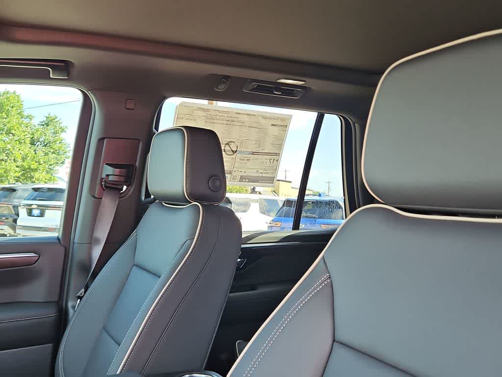 Thumbnail: 2026 Chevrolet Tahoe - 15