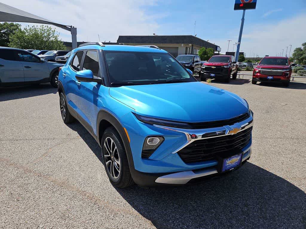 Thumbnail: 2026 Chevrolet TrailBlazer - 2