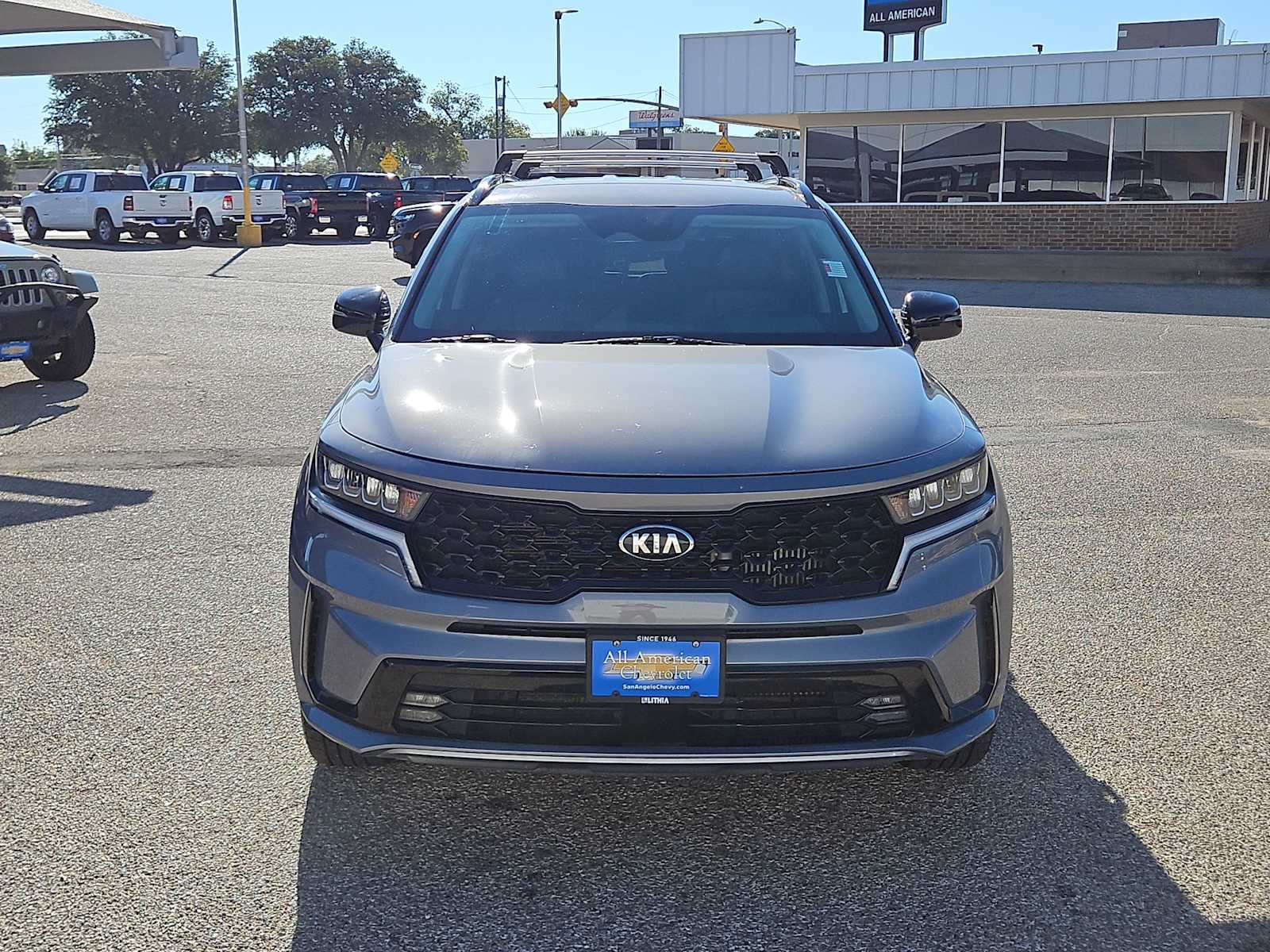 Thumbnail: 2021 Kia Sorento - 3