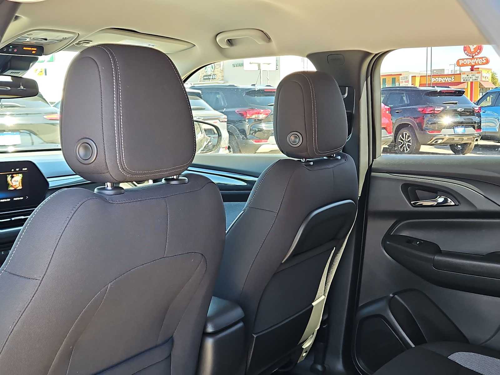 Thumbnail: 2026 Chevrolet TrailBlazer - 11