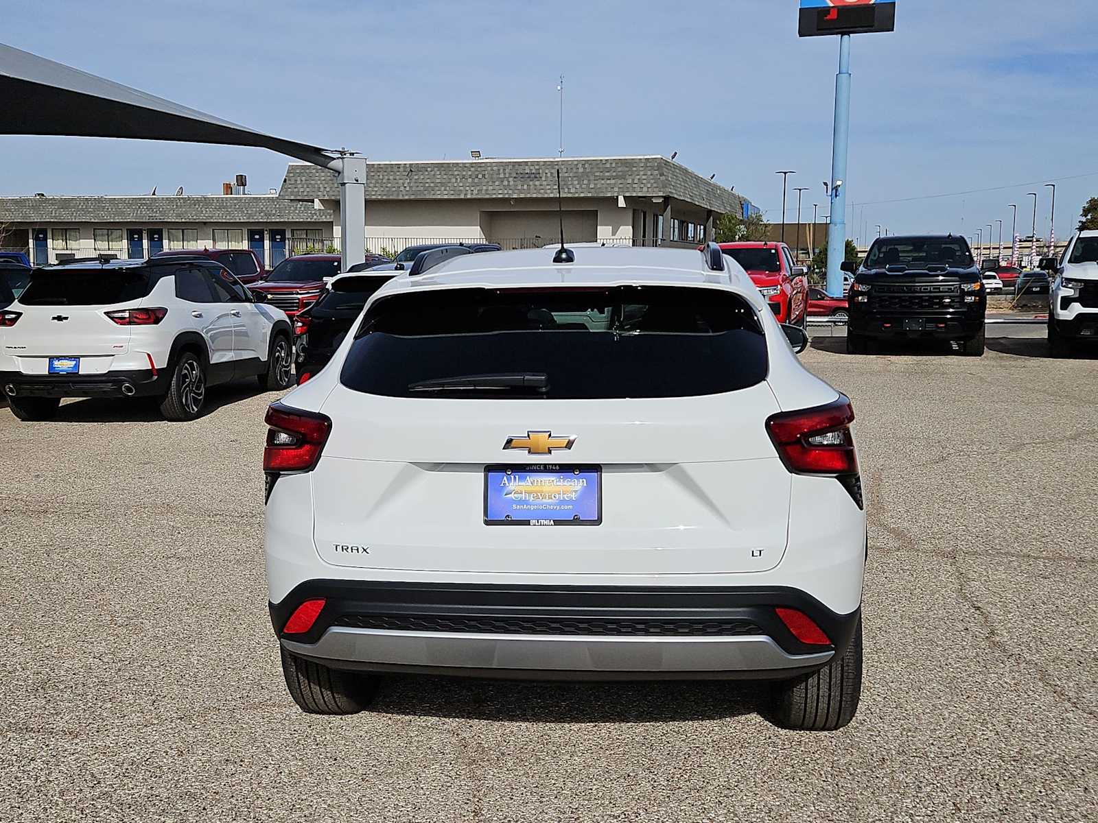 Thumbnail: 2026 Chevrolet Trax - 7