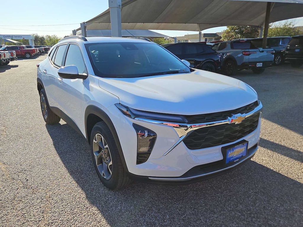 New 2026 Chevrolet Trax LT SUV