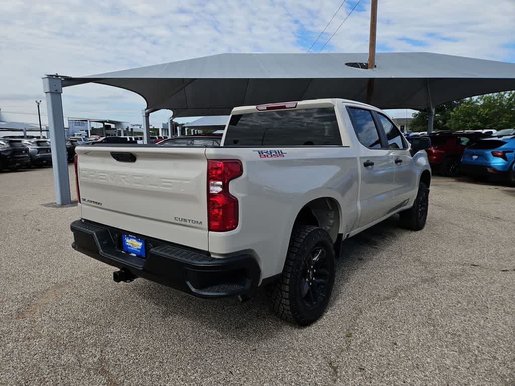 Thumbnail: 2026 Chevrolet Silverado 1500 - 8