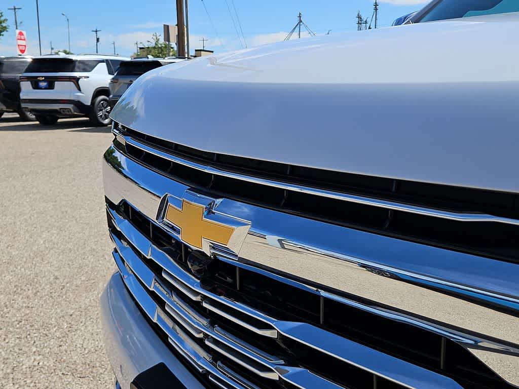 Thumbnail: 2026 Chevrolet Tahoe - 13