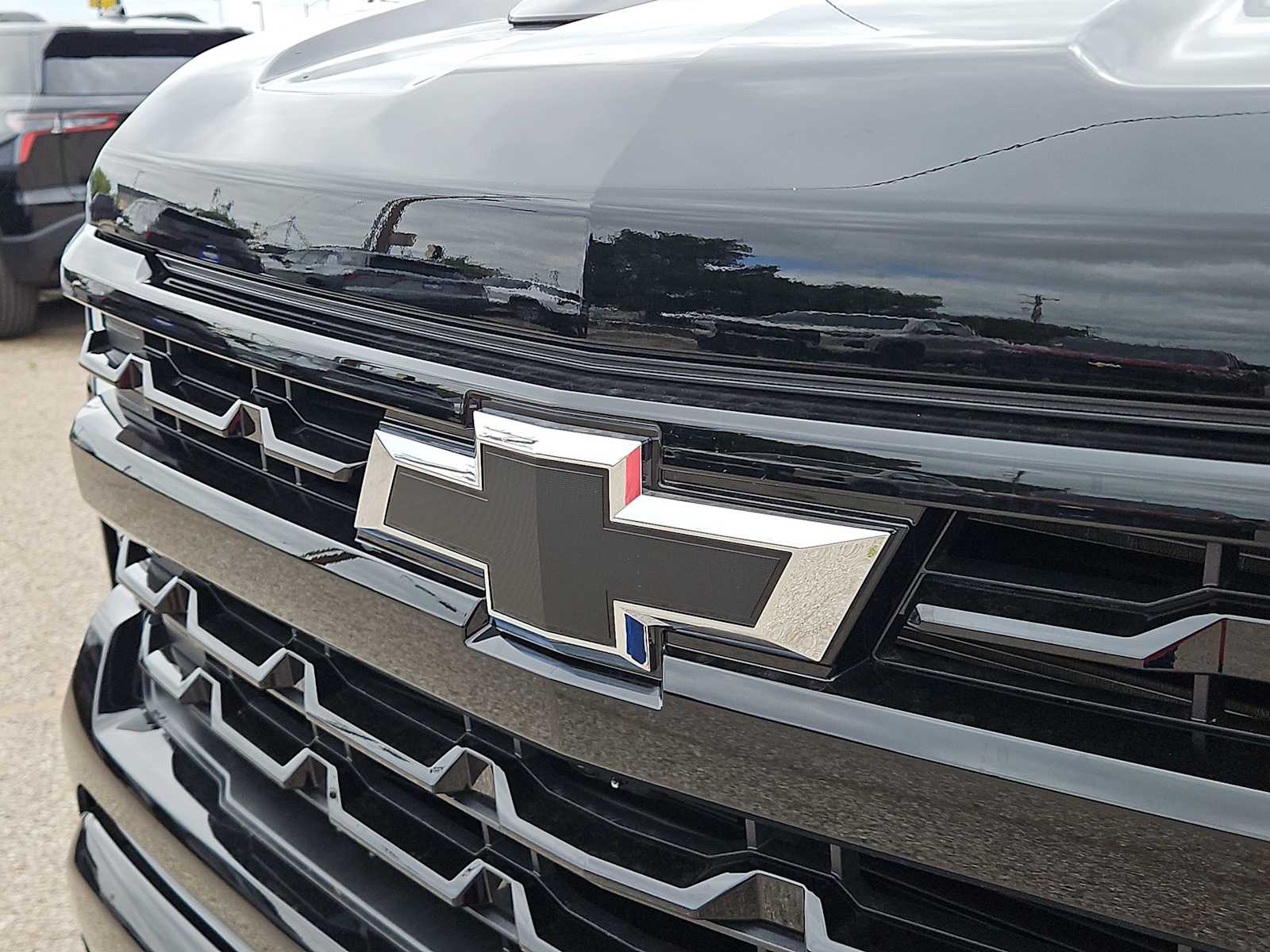 Thumbnail: 2026 Chevrolet Silverado 1500 - 13