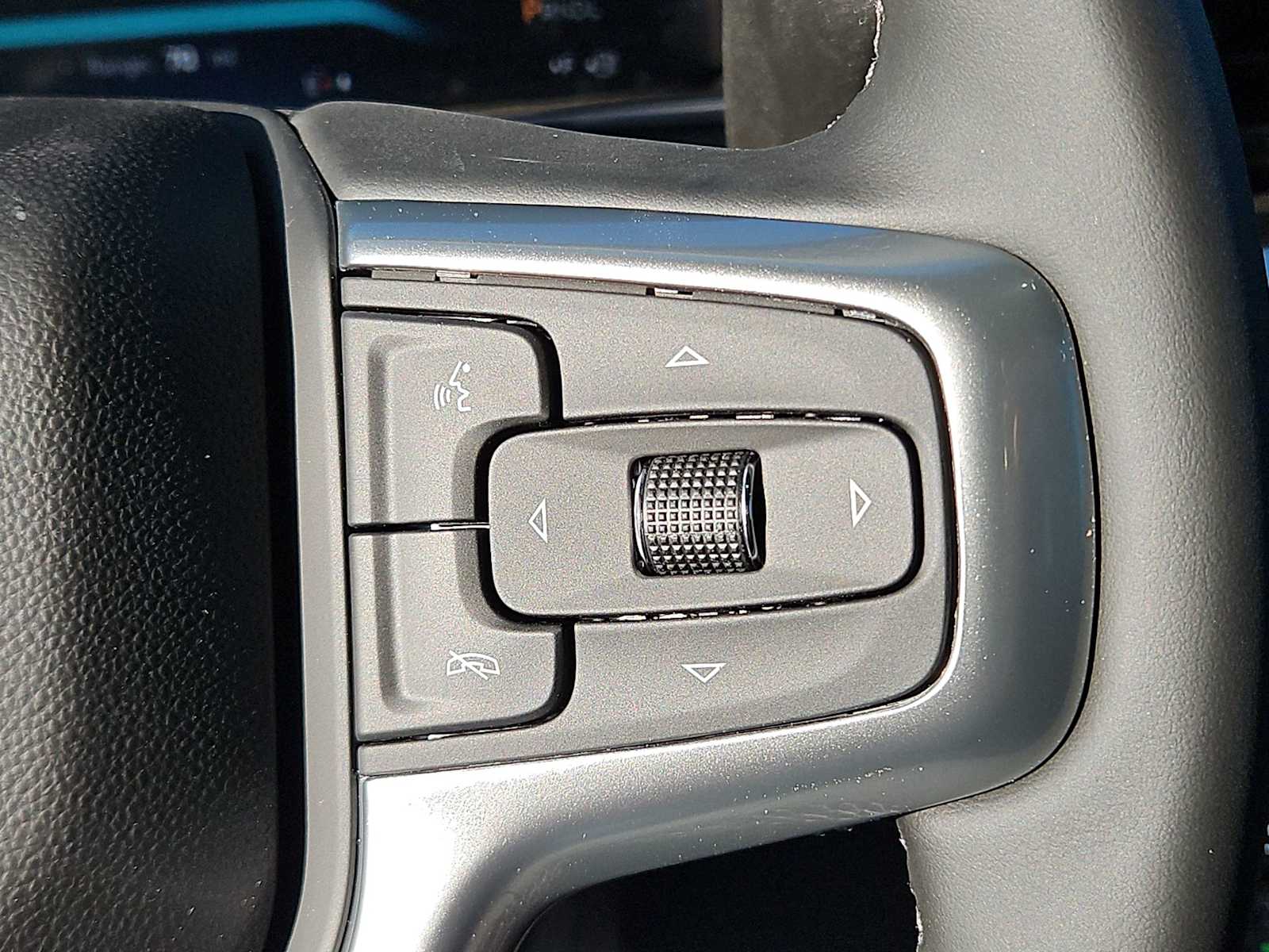 Thumbnail: 2026 Chevrolet Silverado 1500 - 24