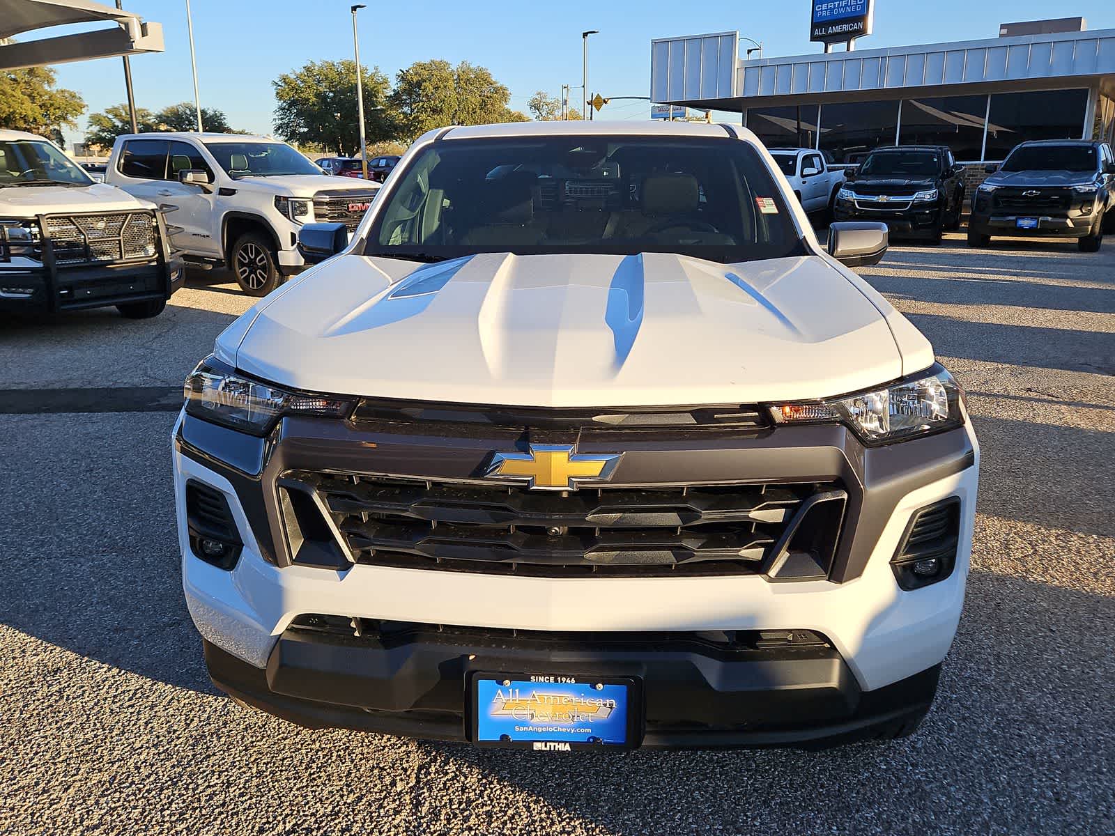 Thumbnail: 2024 Chevrolet Colorado - 14