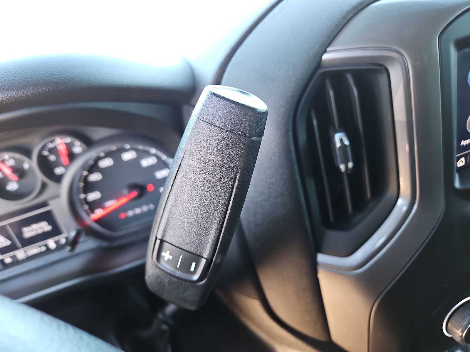 Thumbnail: 2024 Chevrolet Silverado 1500 - 20