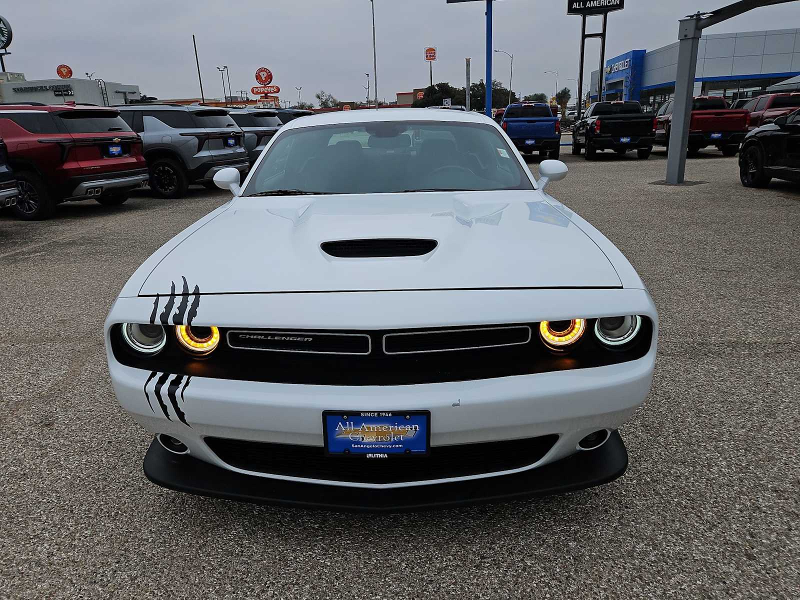 Thumbnail: 2022 Dodge Challenger - 3