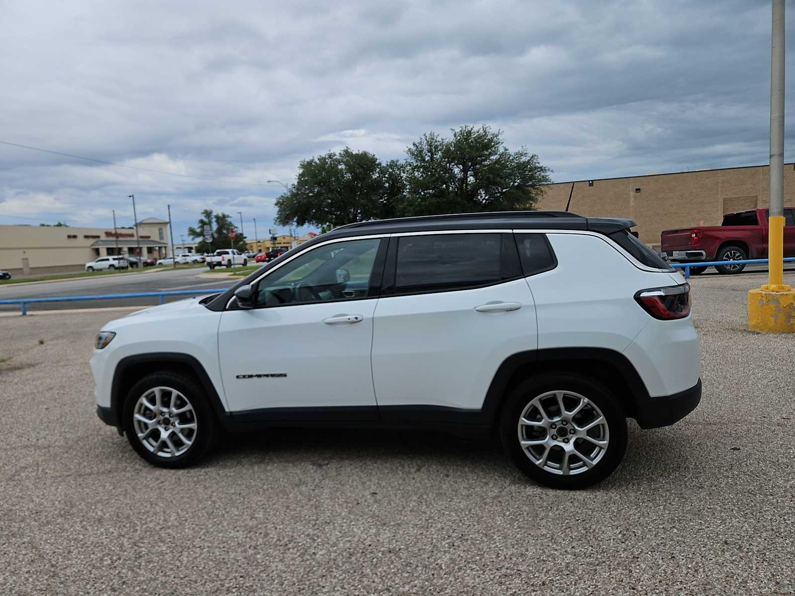 Thumbnail: 2025 Jeep Compass - 5