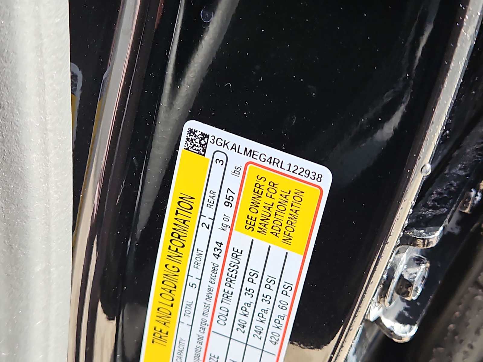 Thumbnail: 2024 GMC Terrain - 25