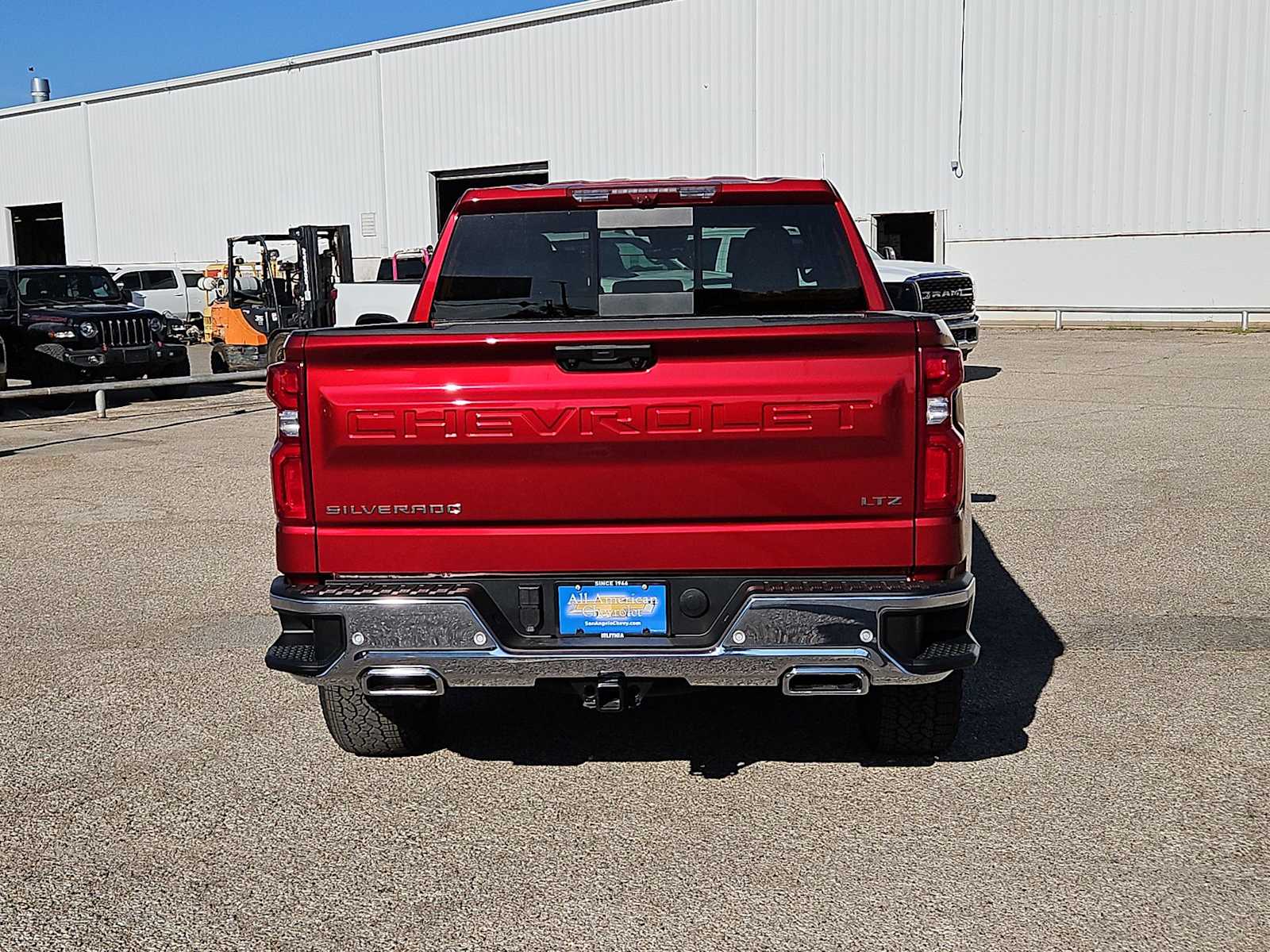 Thumbnail: 2026 Chevrolet Silverado 1500 - 7