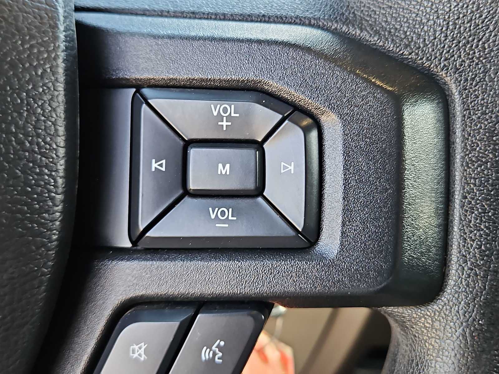 Thumbnail: 2020 Ford F-150 - 29