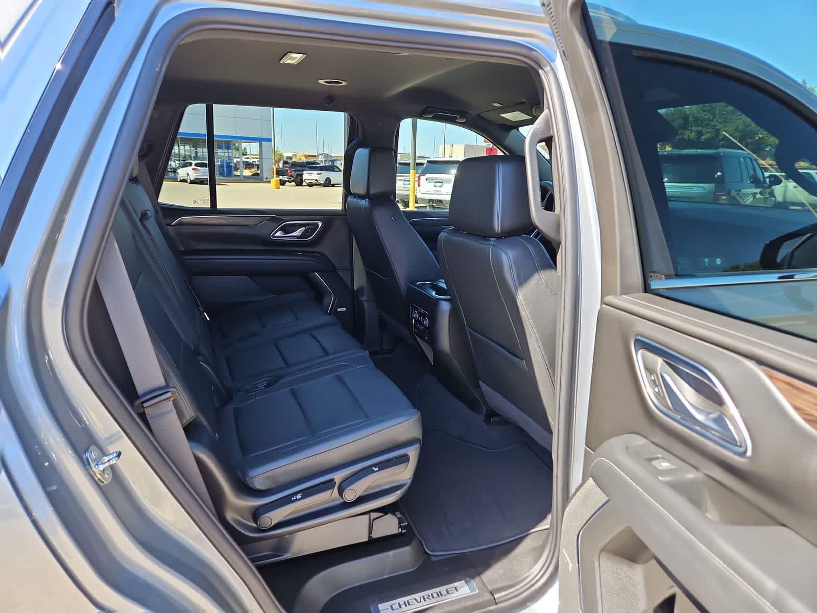 Thumbnail: 2023 Chevrolet Tahoe - 21