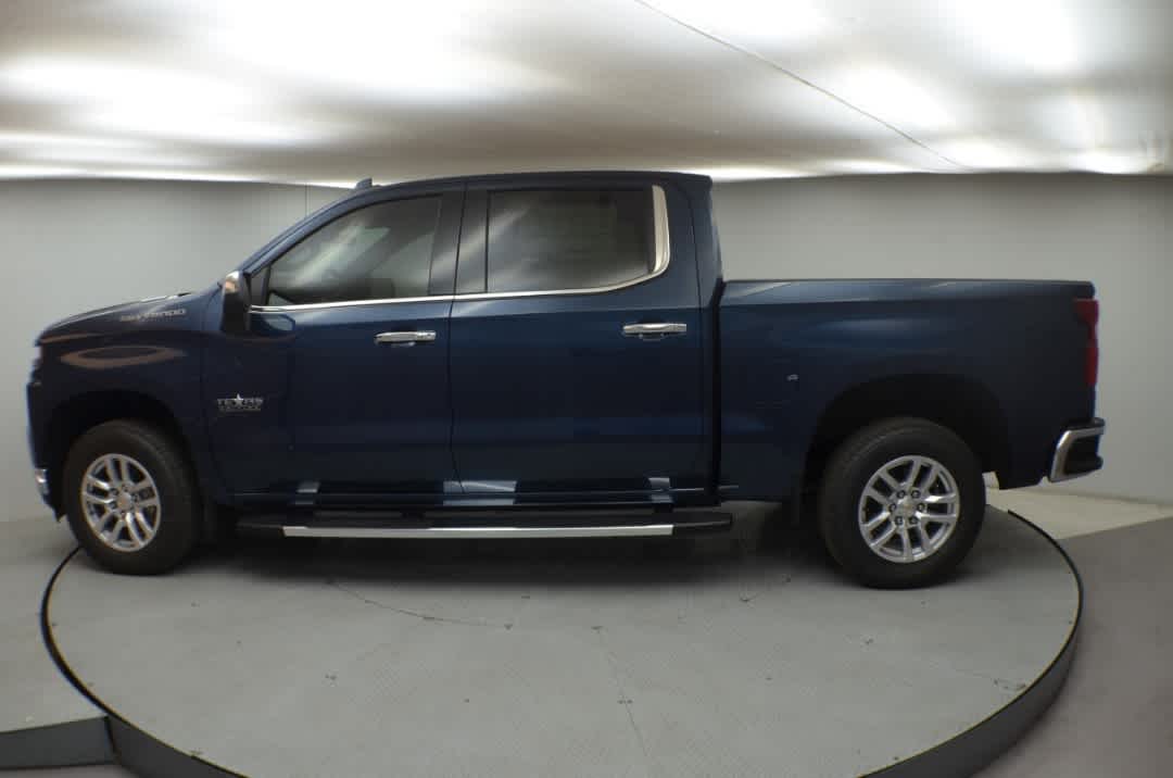 Thumbnail: 2020 Chevrolet Silverado 1500 - 6