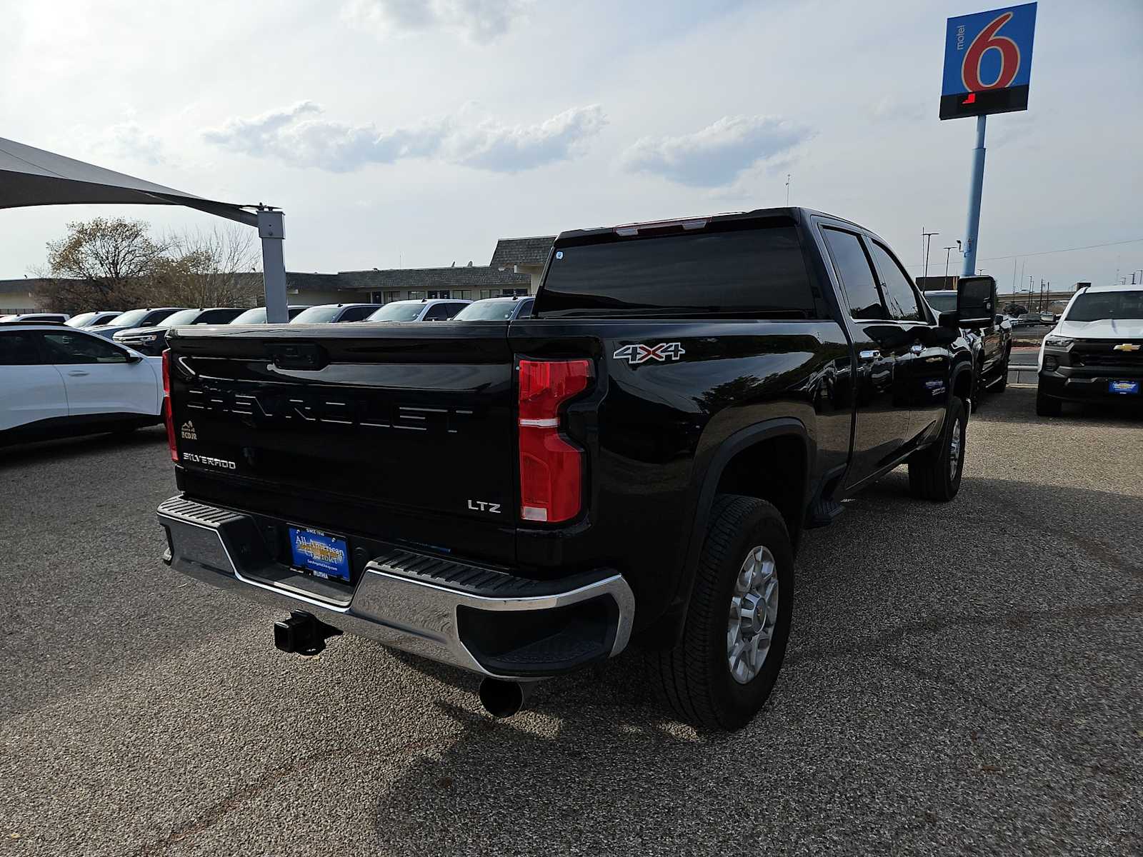 Thumbnail: 2024 Chevrolet Silverado 2500 - 8