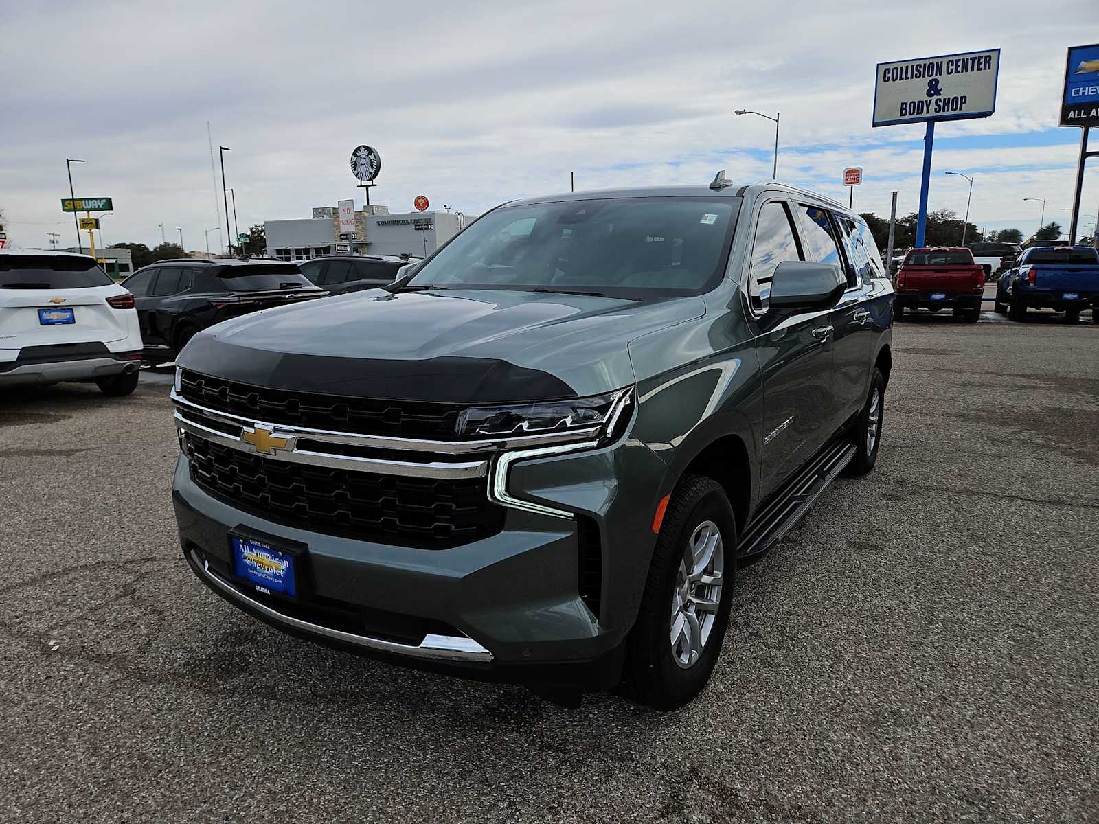 Thumbnail: 2024 Chevrolet Suburban - 4