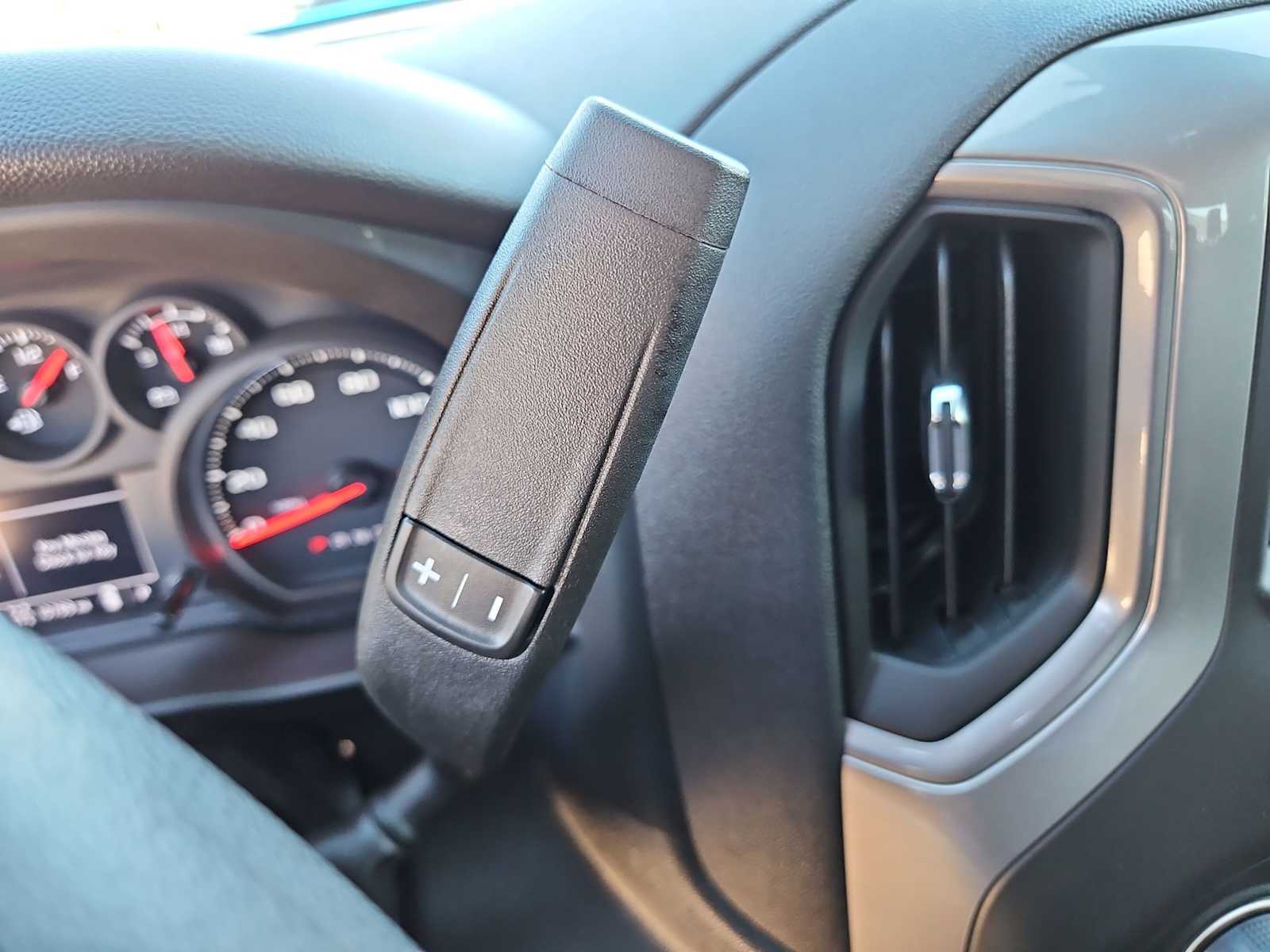 Thumbnail: 2024 Chevrolet Silverado 1500 - 21