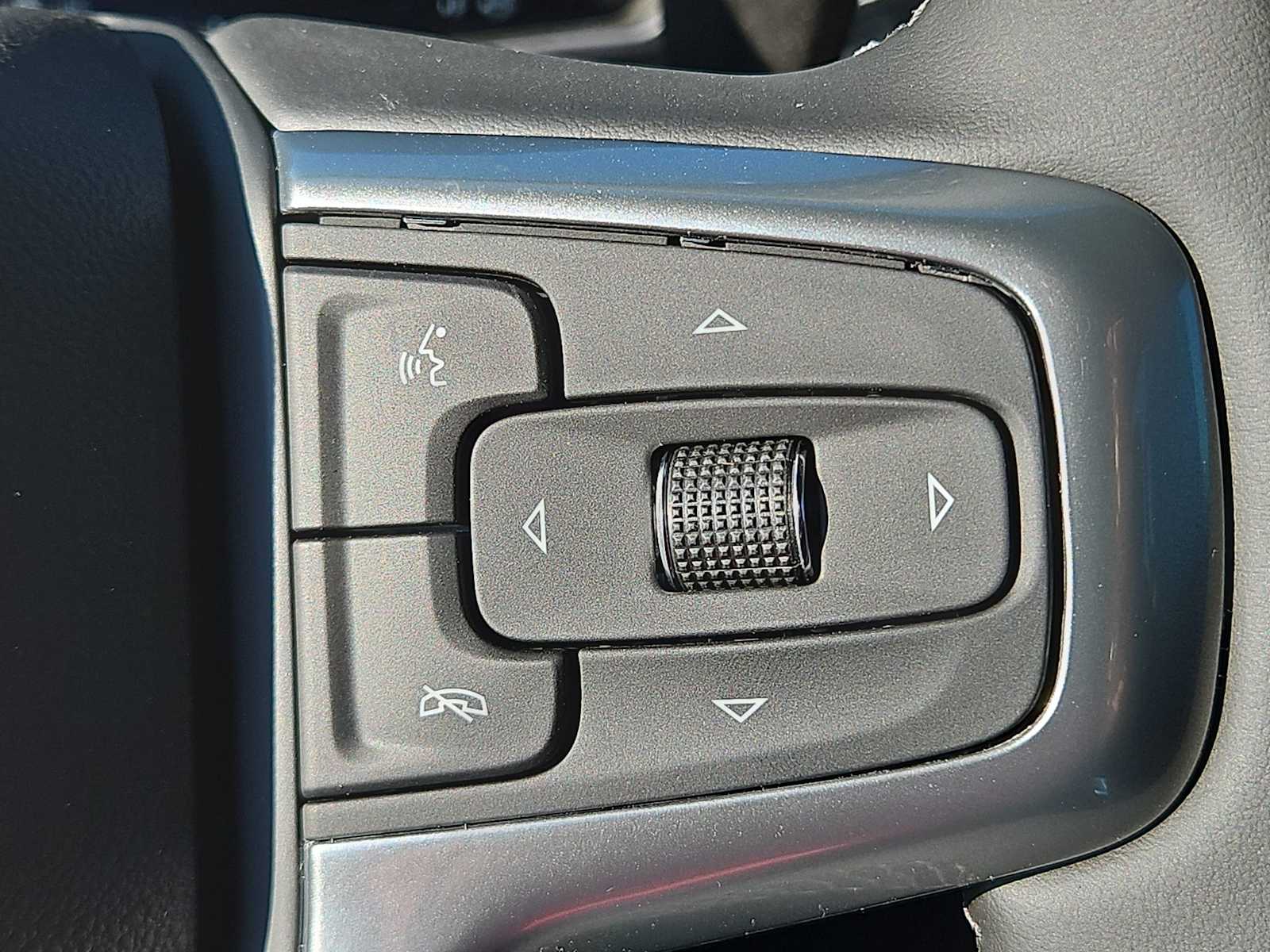 Thumbnail: 2026 Chevrolet Silverado 3500 - 24