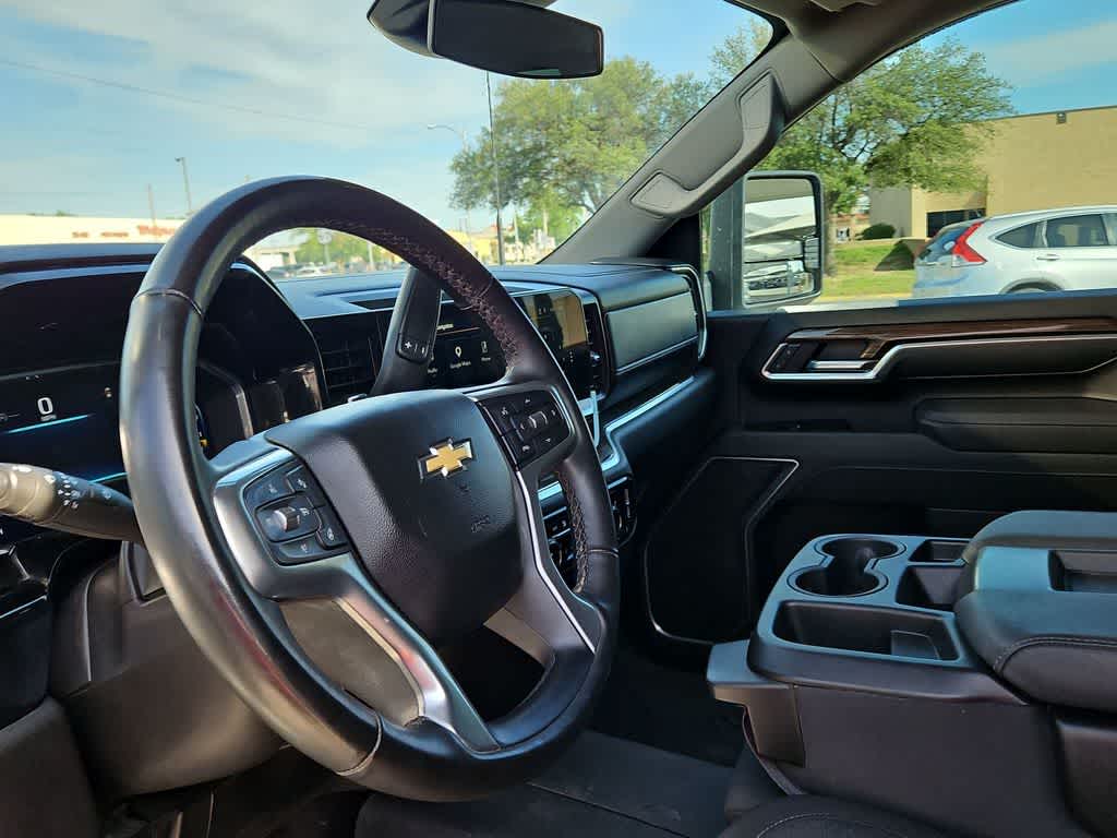Thumbnail: 2025 Chevrolet Silverado 2500 - 9