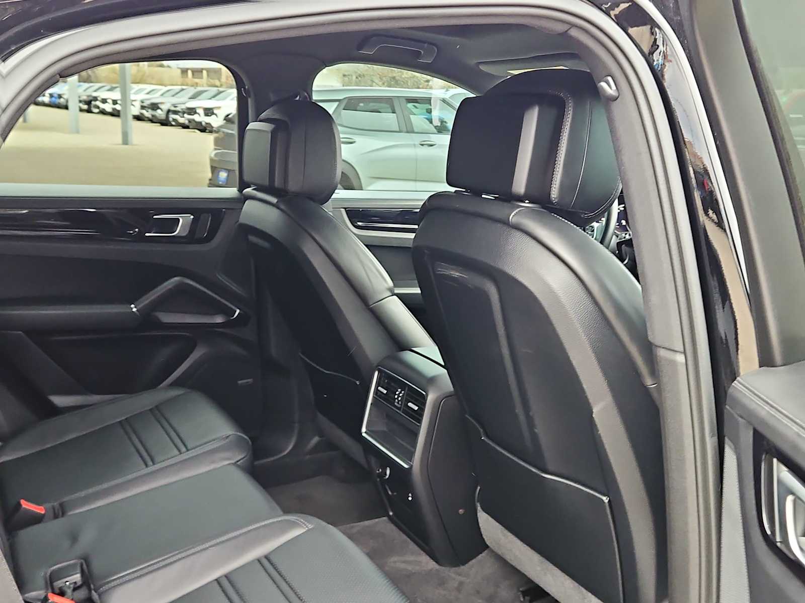 Thumbnail: 2023 Porsche  - 17