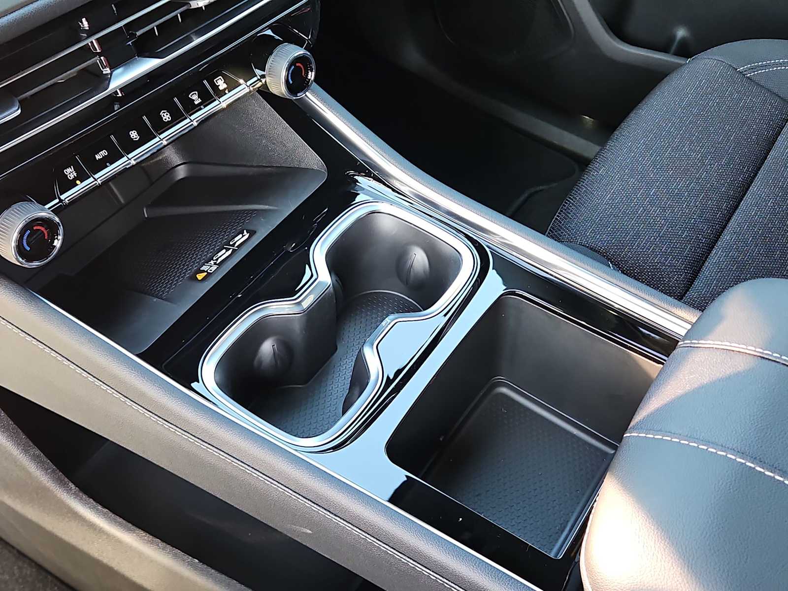 Thumbnail: 2026 Chevrolet Traverse - 20